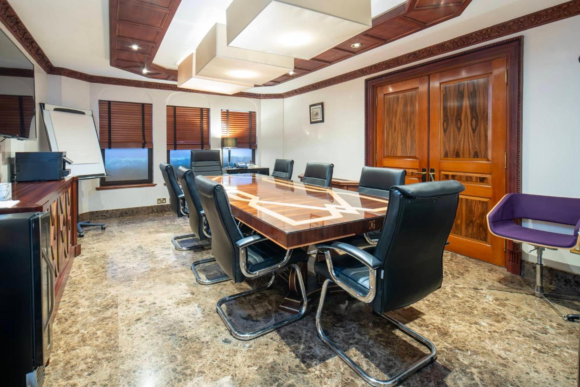Mayfair House Apart-hotel 5*